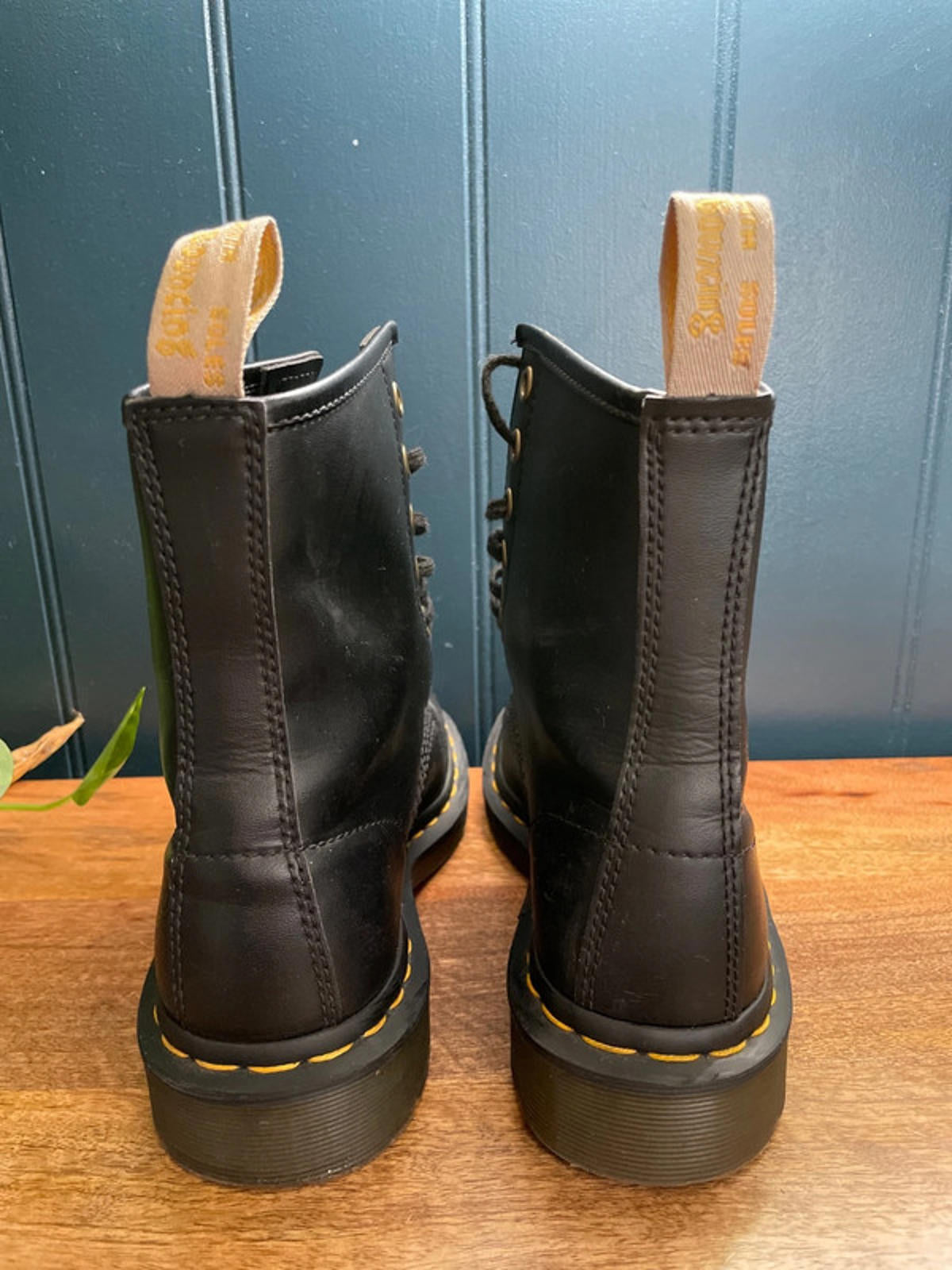 Women’s Dr Martens 8 Eyelet Vegan 14045 Lace Up Boots In Black - UK4- 2136