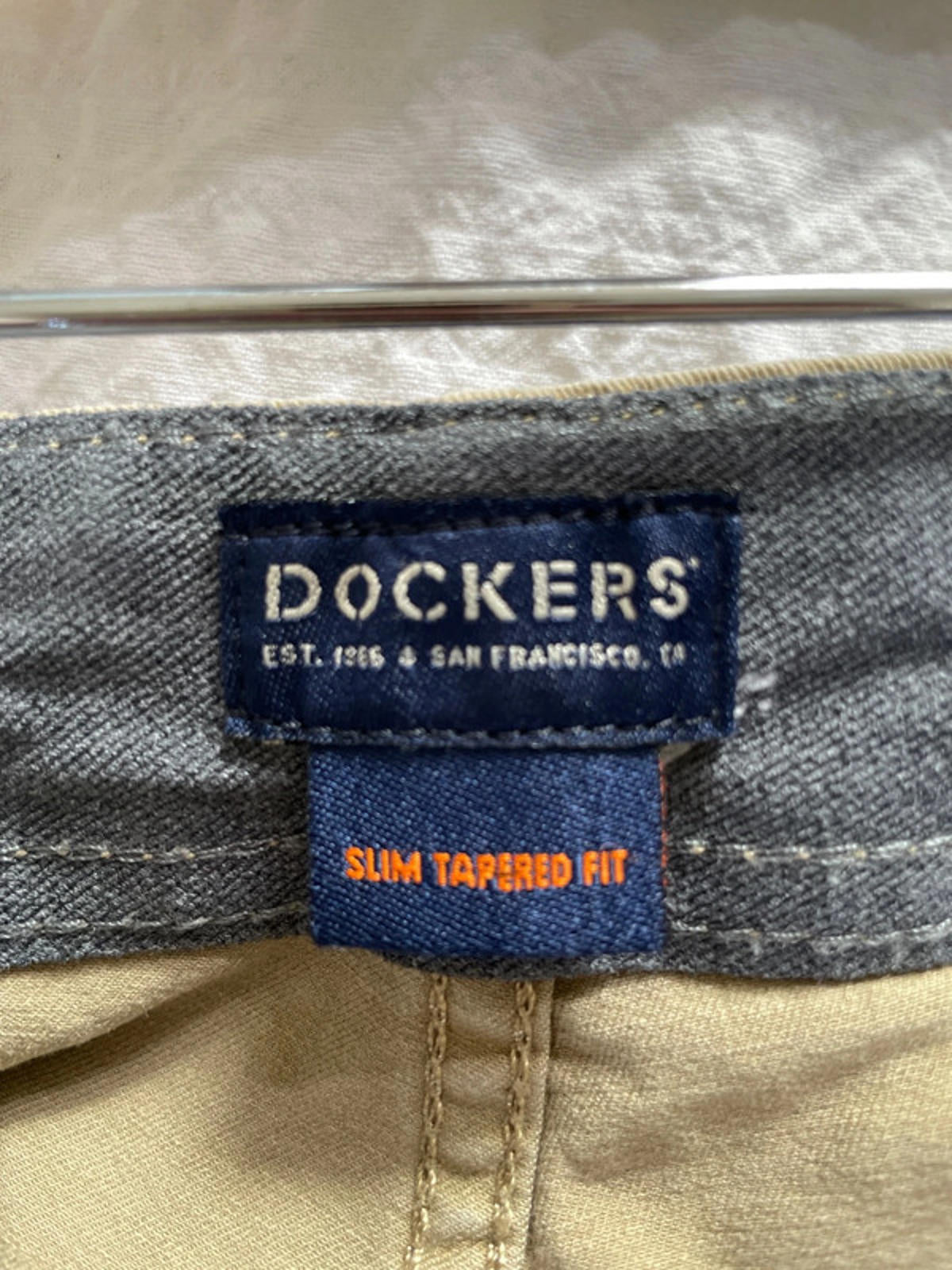 Men’s Dockers Premium Slim Tapered Fit Chino Trousers - W34/L32 - 1716