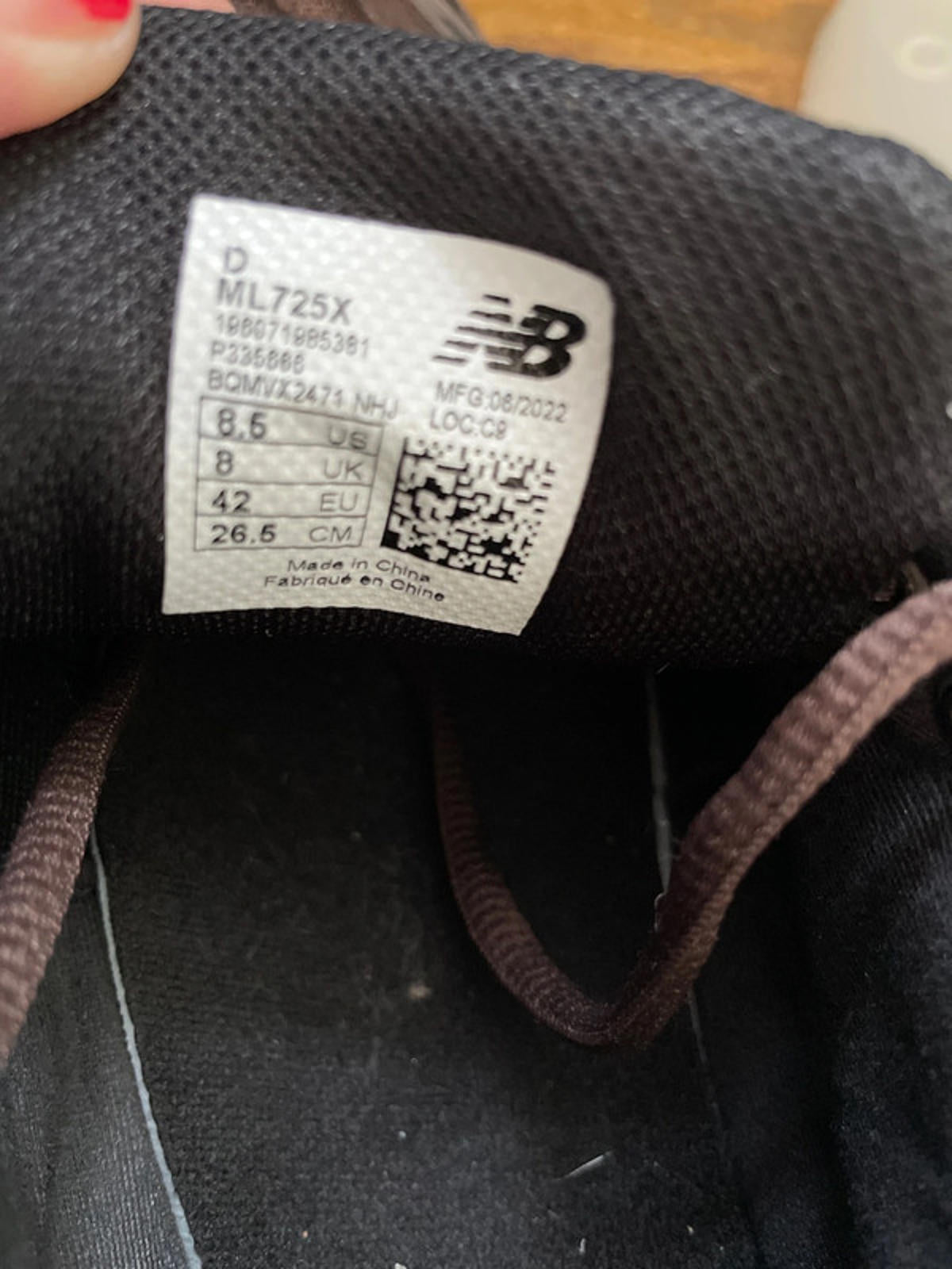 Men’s New Balance 725 Trainers With Chunky sole - UK 8 - 1735
