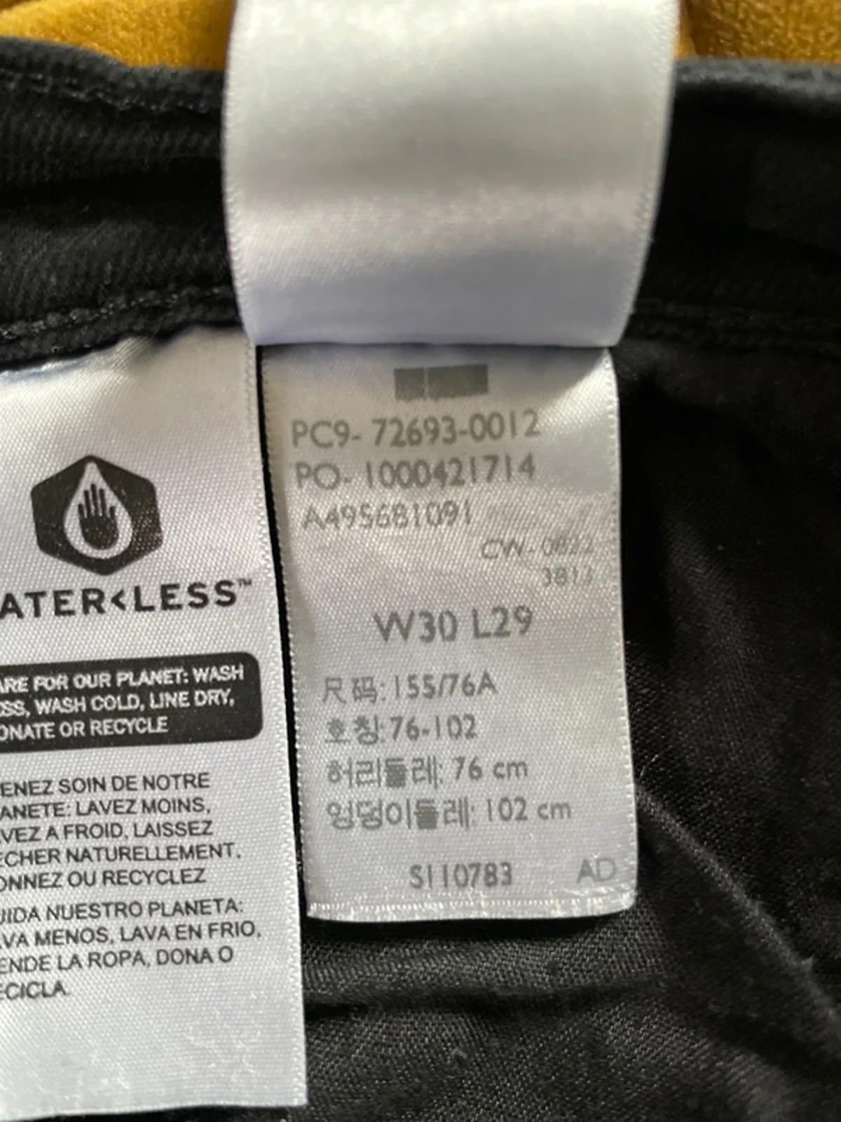 Women’s Levi’s High Waisted Ribcage Straight Fit Jeans In Black - W30/L29 - 2906