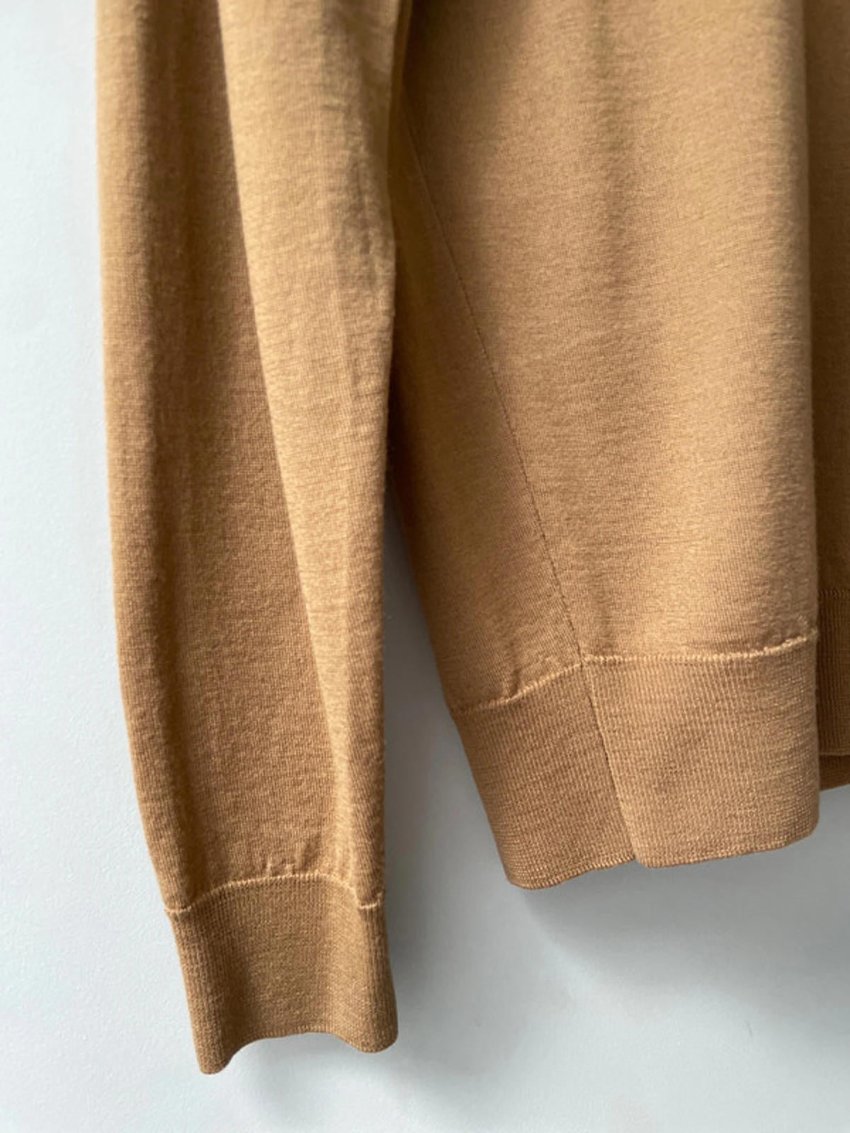 Men’s John Smedley 100% Merino Wool Crew Neck Jumper - Medium- 2062