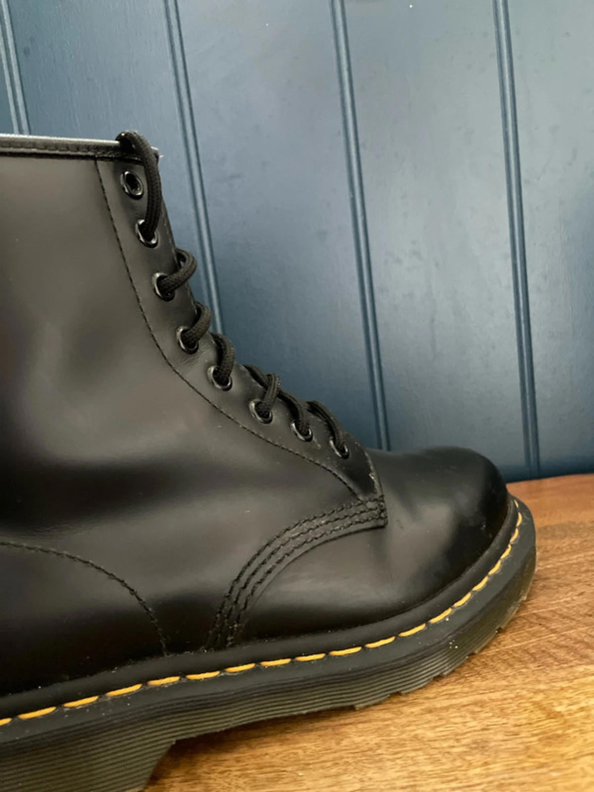 Women’s Dr Martens 1460 Premium Leather Lace Up Boots In Black - UK 5 - 2321
