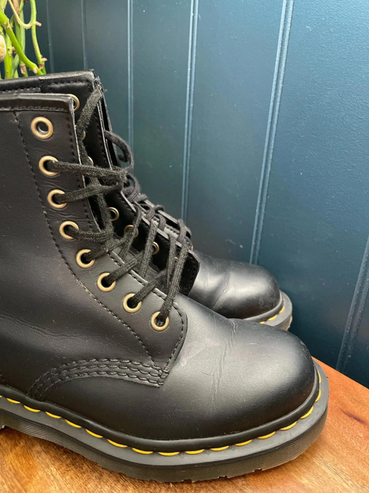Women’s Dr Martens 8 Eyelet Vegan 14045 Lace Up Boots In Black - UK4- 2136