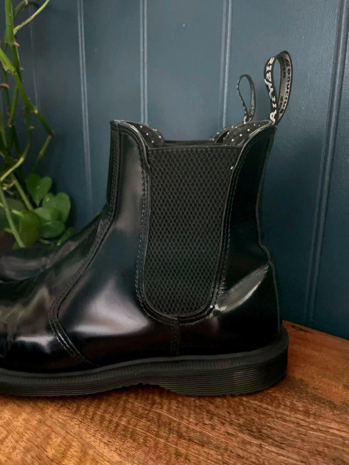 Women’s Dr Martens Flora Leather Chelsea Boots In Black - UK5 - 2172