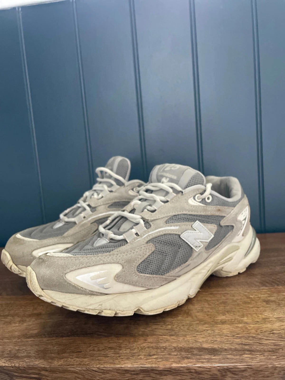Men’s New Balance 725 Trainers With Chunky Sole - UK 8 - 1000