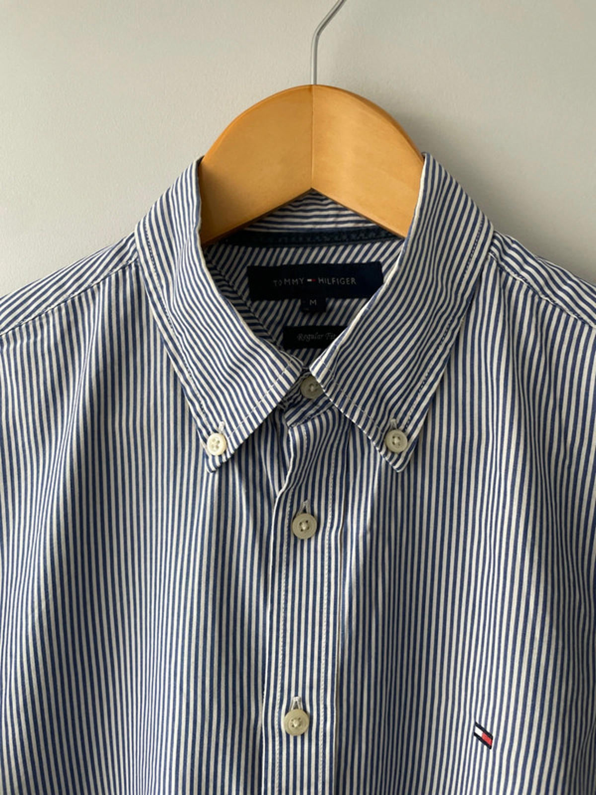 Men’s Tommy Hilfiger Stripped Oxford Long Sleeve sShirt - Medium