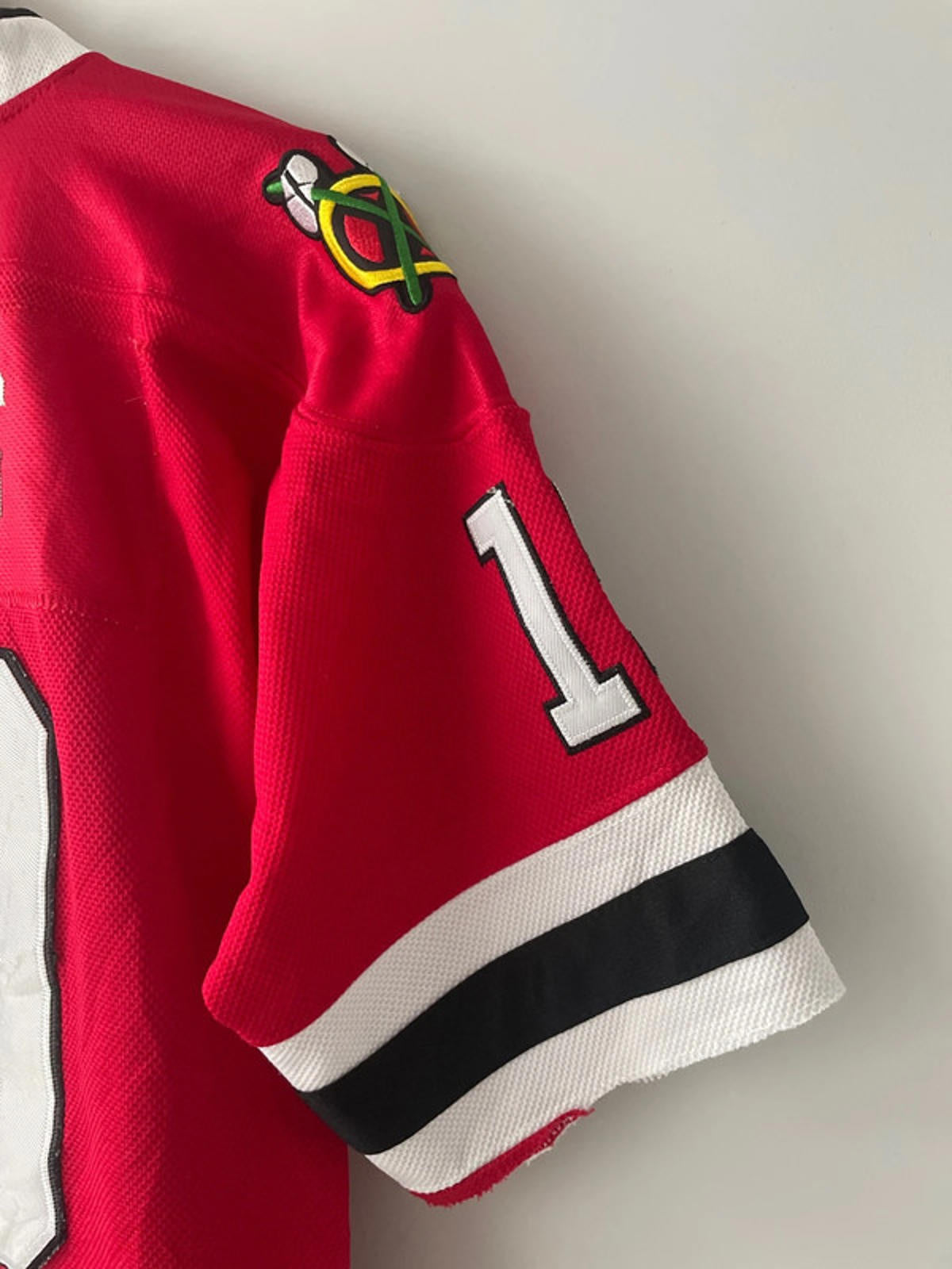 Womens Reebok Chicago Blackhawks Jersey - Large - 1794