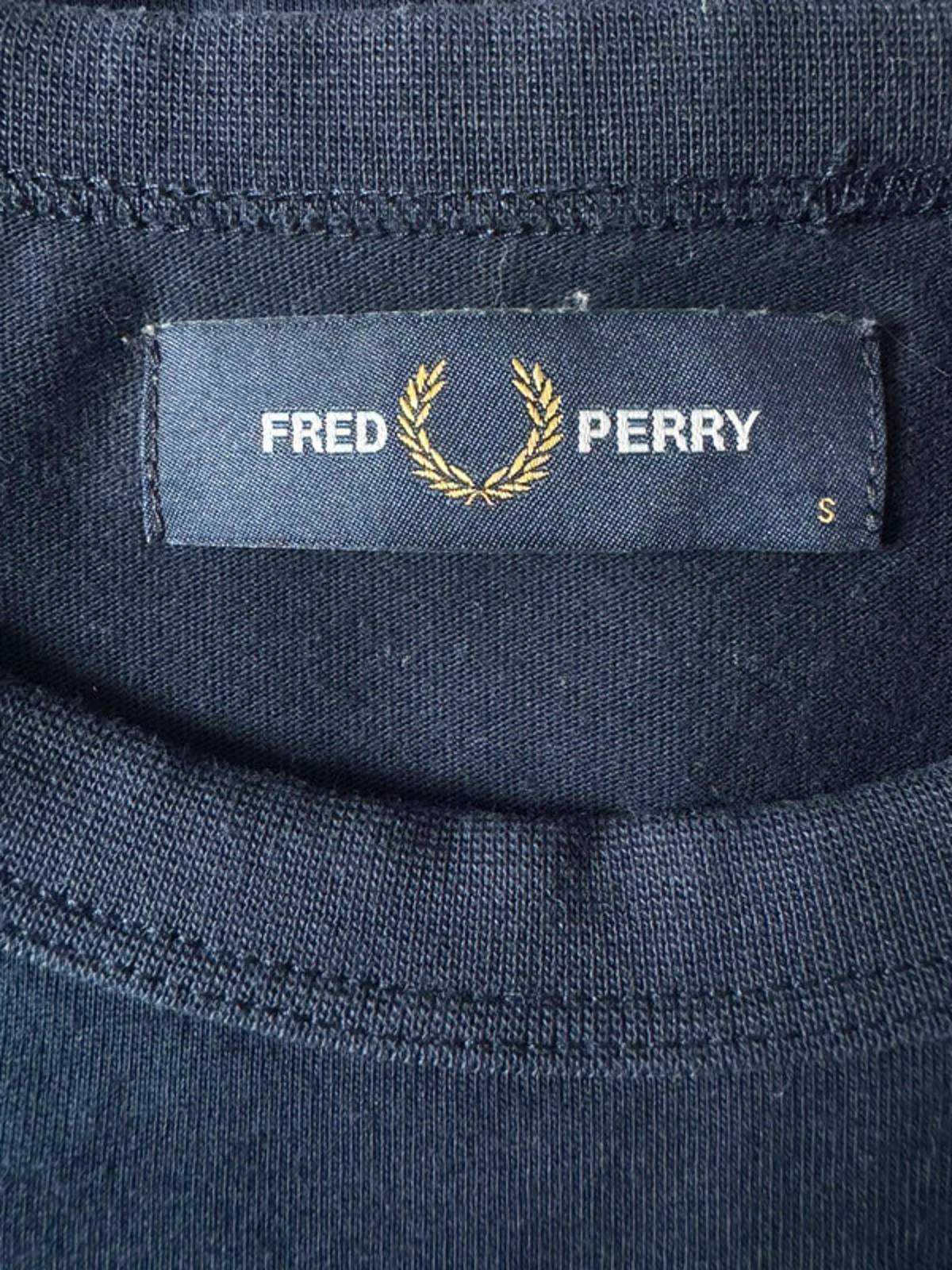 Men’s Fred Perry Crew Neck Long Sleeve T-Shirt In Navy - Small - 1450