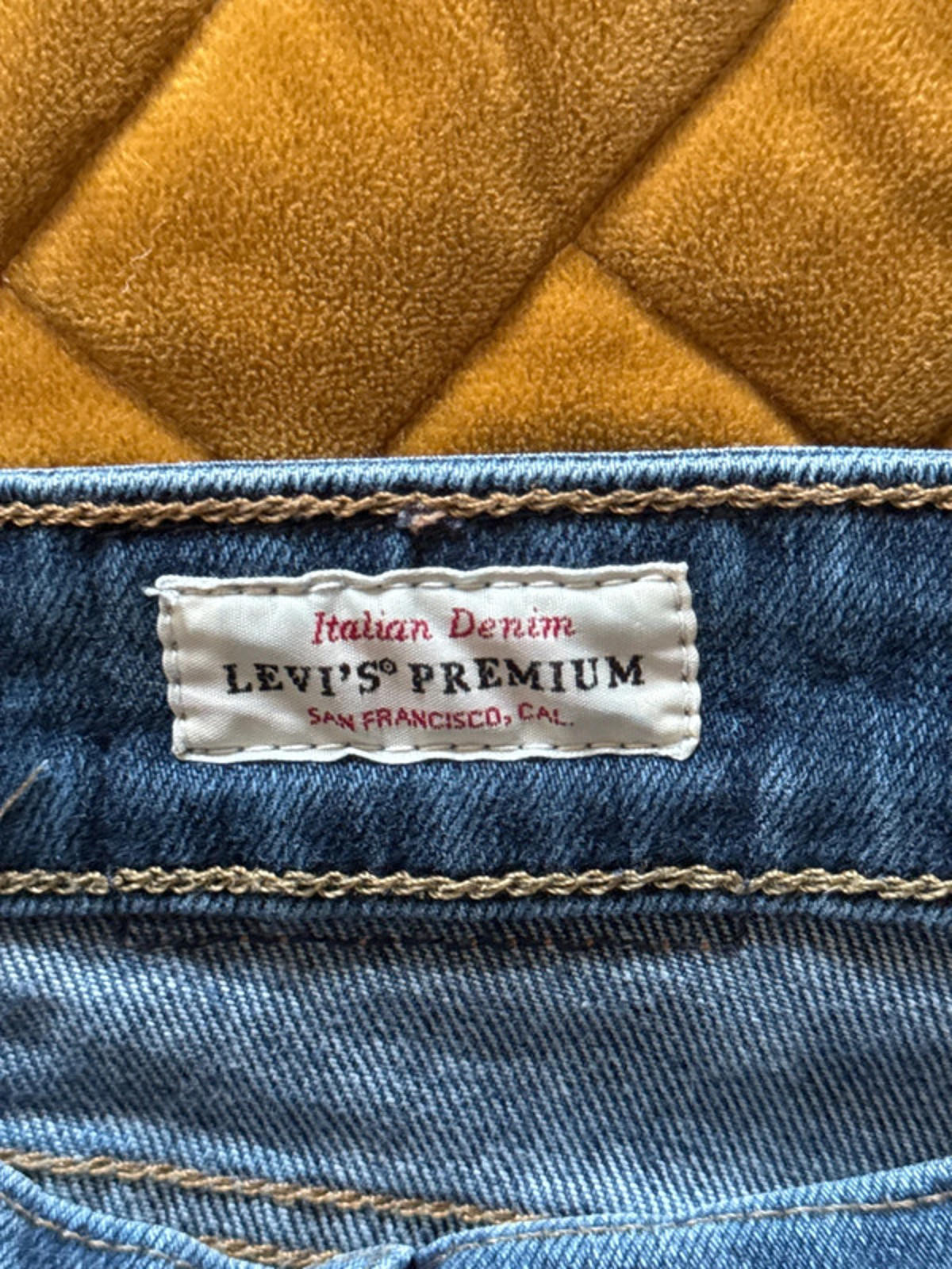 Women’s Levi’s 721 High Waisted Slim Fit Jeans - W26/L29 - 0500