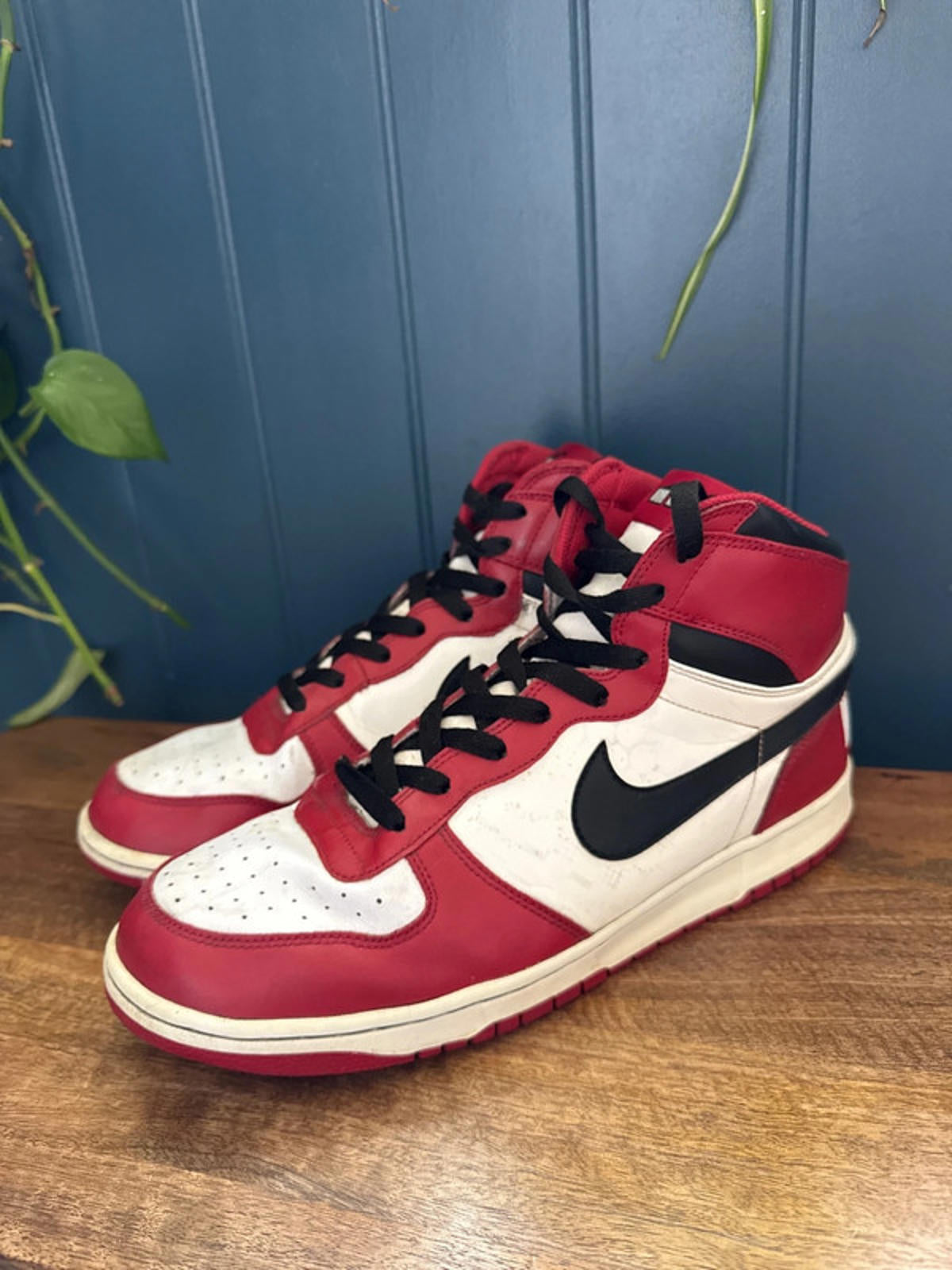 Men’s Nike Big High Spike Lee Chicago Bulls Red Black White 2010 - Uk12 - 0787