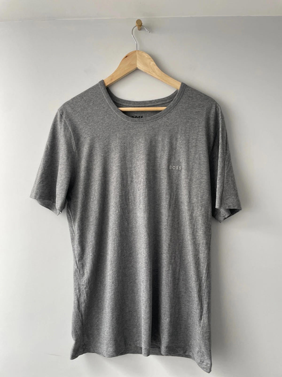 Men’s Hugo Boss Slim Fit Crew Neck T-shirt - Large - 2011