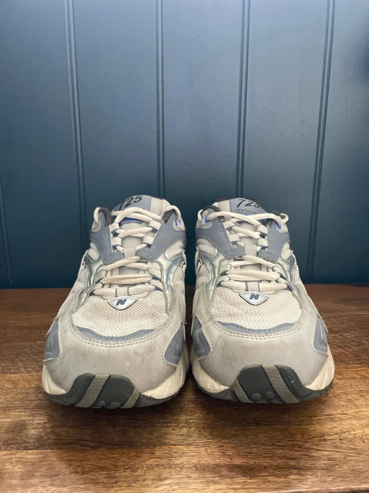 Men’s New Balance 725 Chunky sole Trainers In Grey/Blue - UK9.5 - 2131