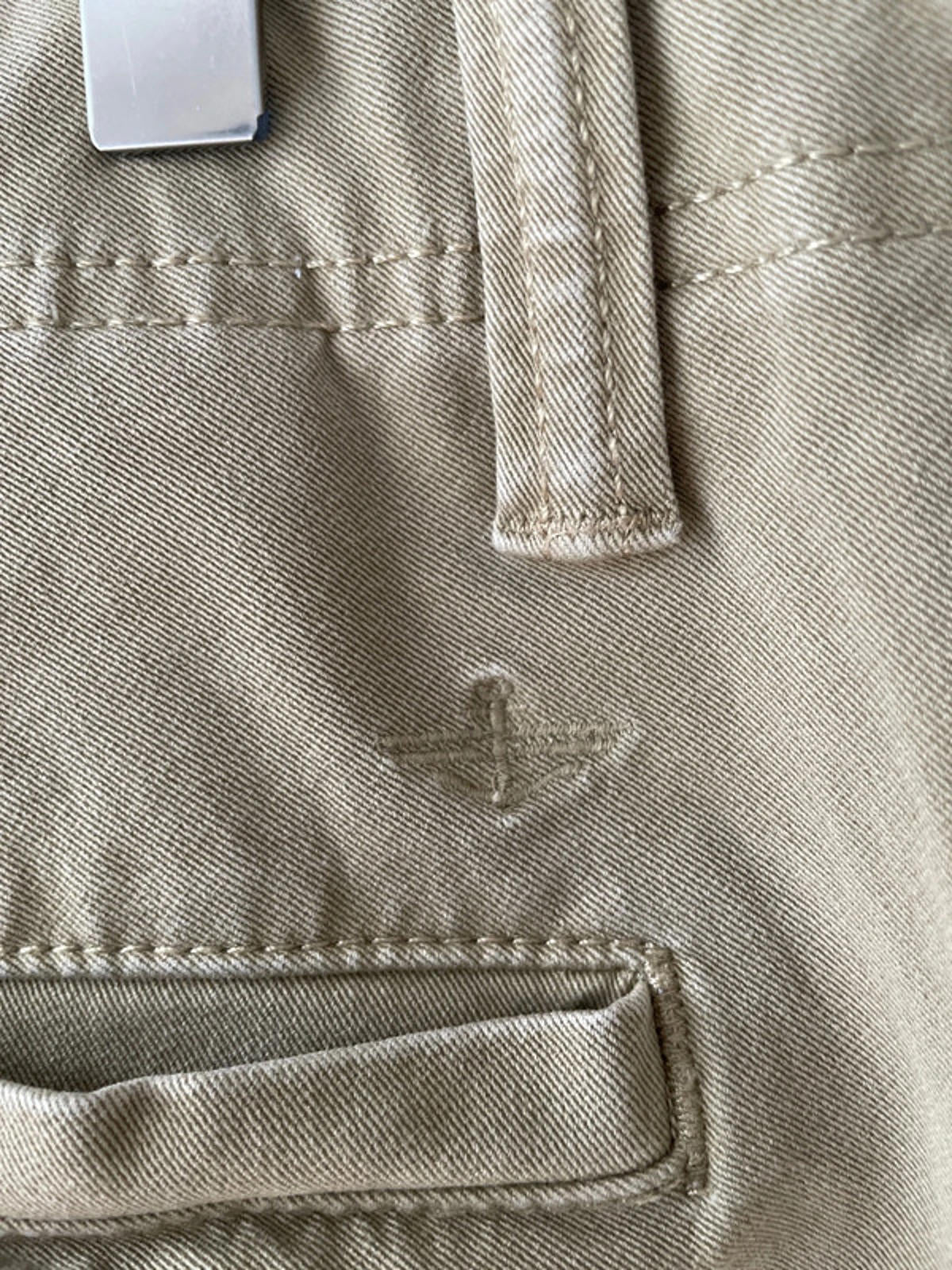 Men’s Dockers Premium Slim Tapered Fit Chino Trousers - W34/L32 - 1716