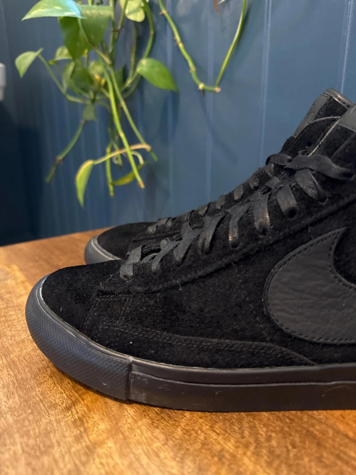 Men’s Nike X Comme Des Garçon Blazer limited edition suede Trainers - Uk10