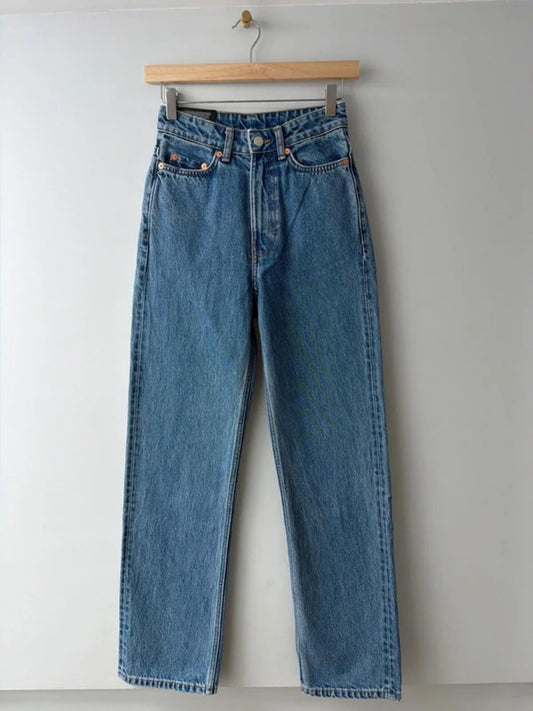 Women’s Weekday Rowe Extra High Waist Straight Fit Jeans - W24/L30 - 3378