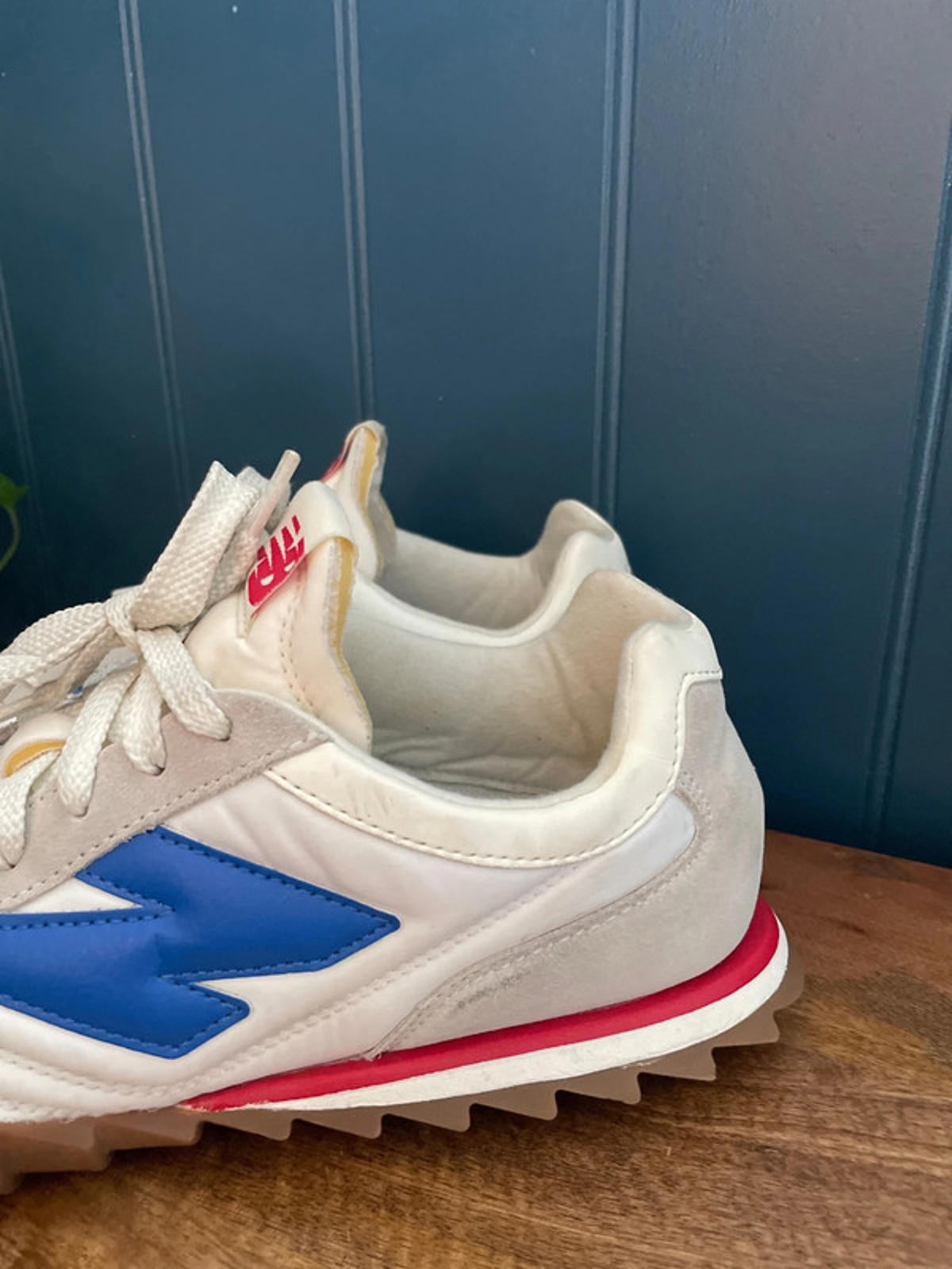 Men’s New Balance RC30 Trainers With Gum Sole - UK 9.5 - 1791