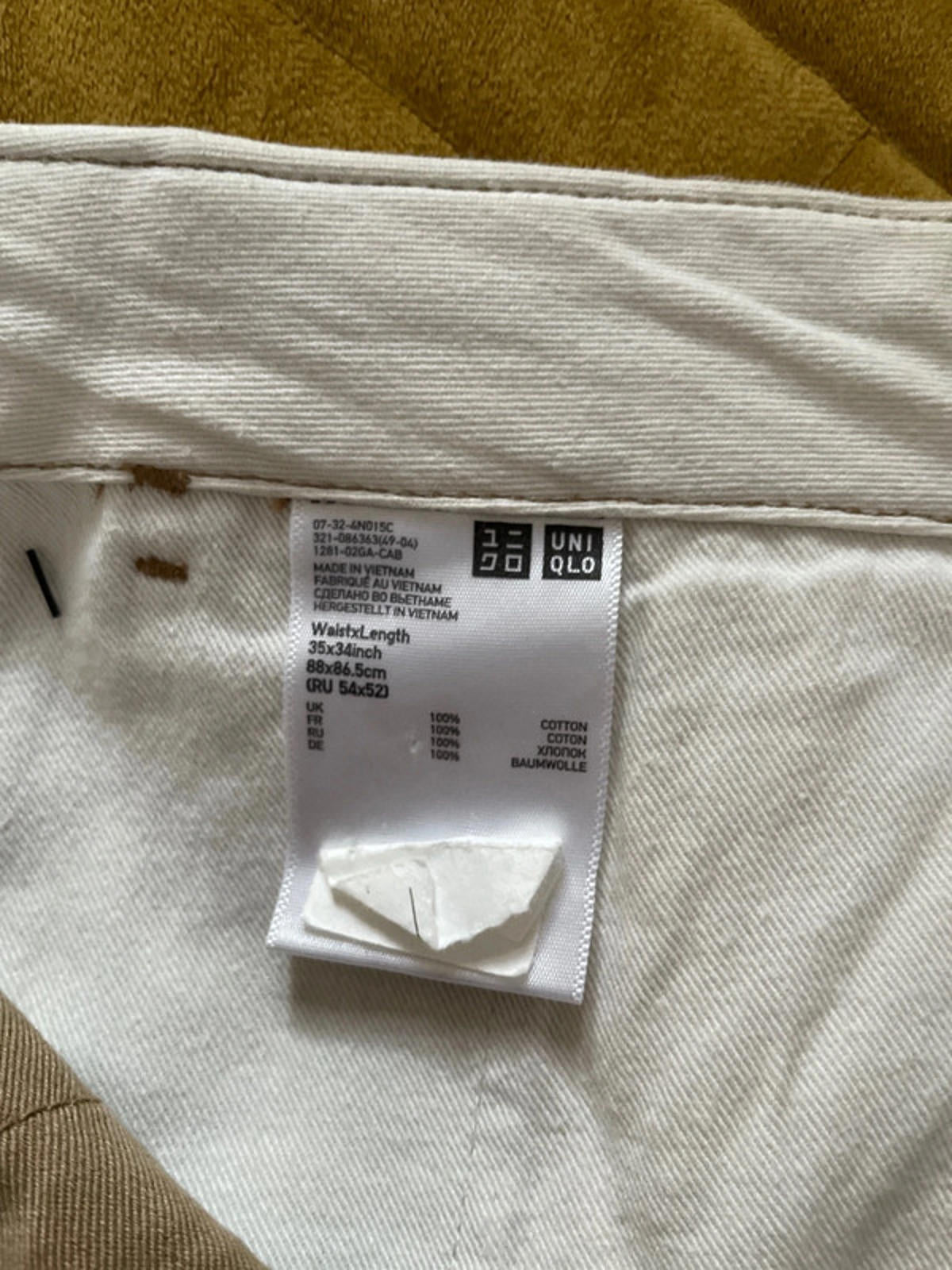 Men’s Uniqlo Classic Fit Chino Trouser Bottoms - W35 / L34