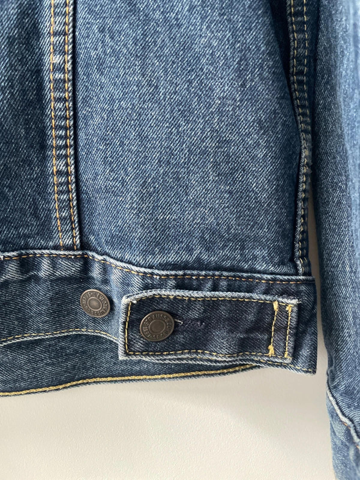 Men’s Levi’s Premium Range Denim Trucker Jacket In Navy - Medium - 2386