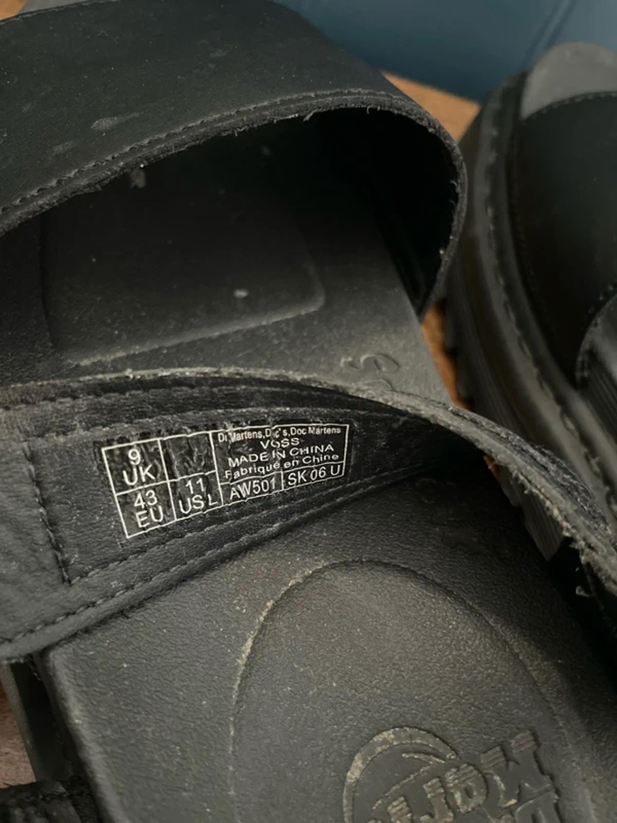 Women’s Dr Martens Voss Chunky Sole Sandals In Black - UK9 - 3046