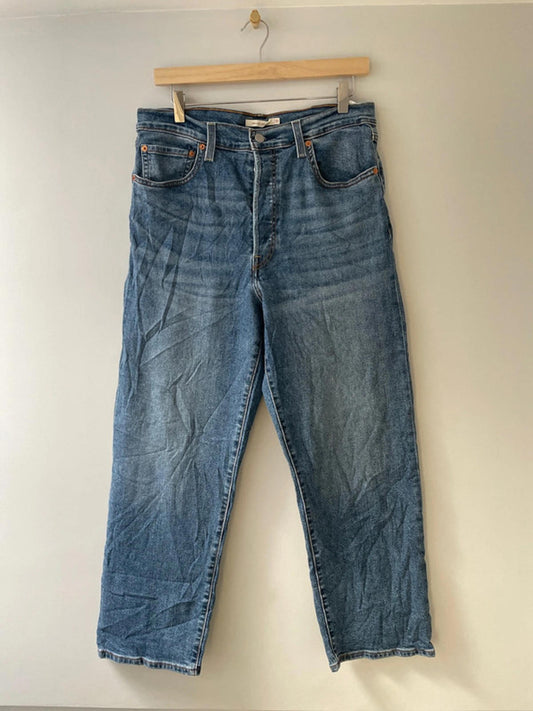 Women’s Levi’s High Waisted Ribcage Straight Fit Jeans In Navy - W31/L27 - 2558