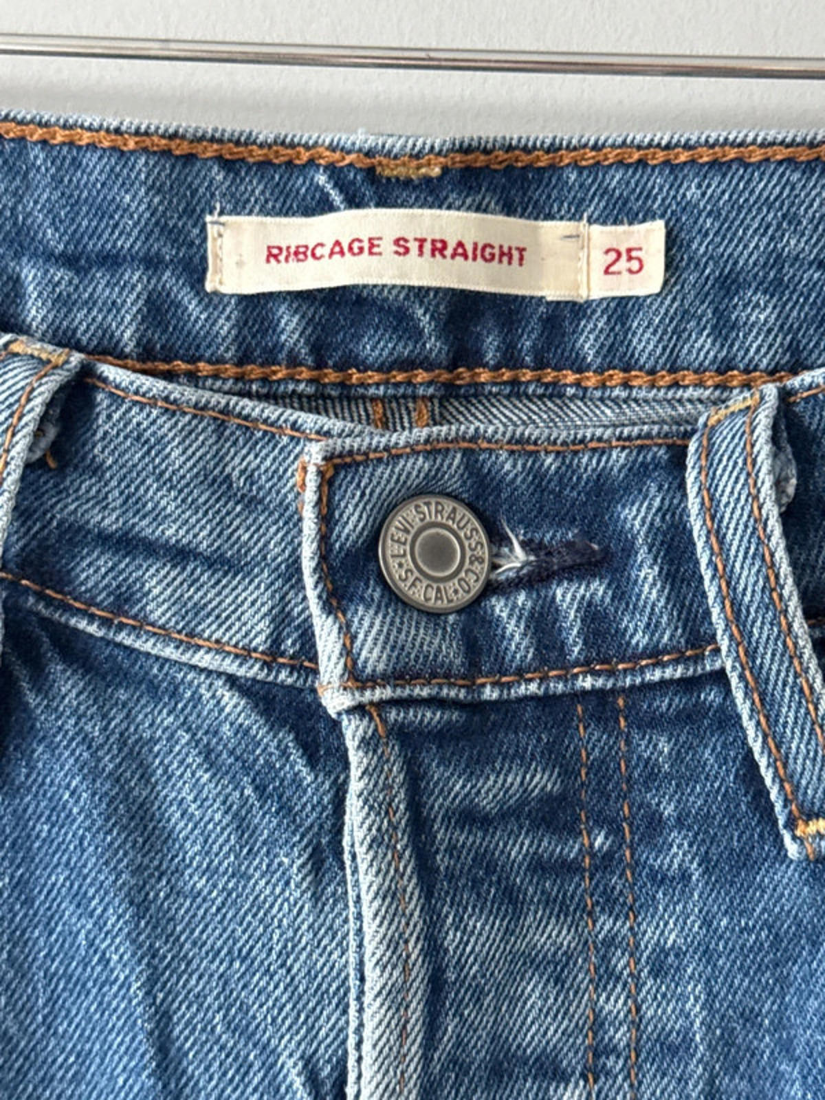 Women’s Ribcage straight fit high waisted jeans - W25/L24 - 1040