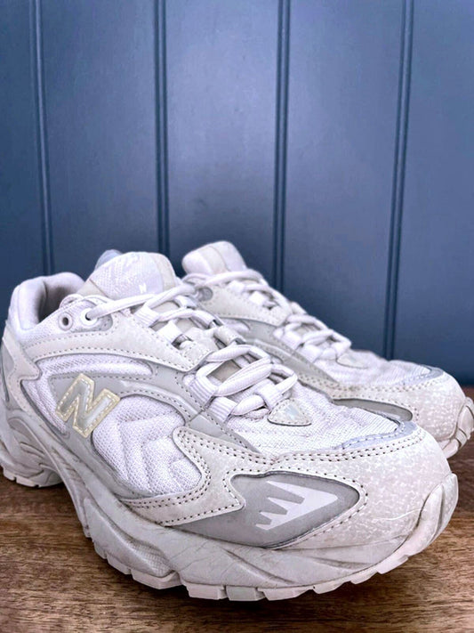 Women’s New Balance 725 Chunky Sole Trainers In White - UK6 - 0992