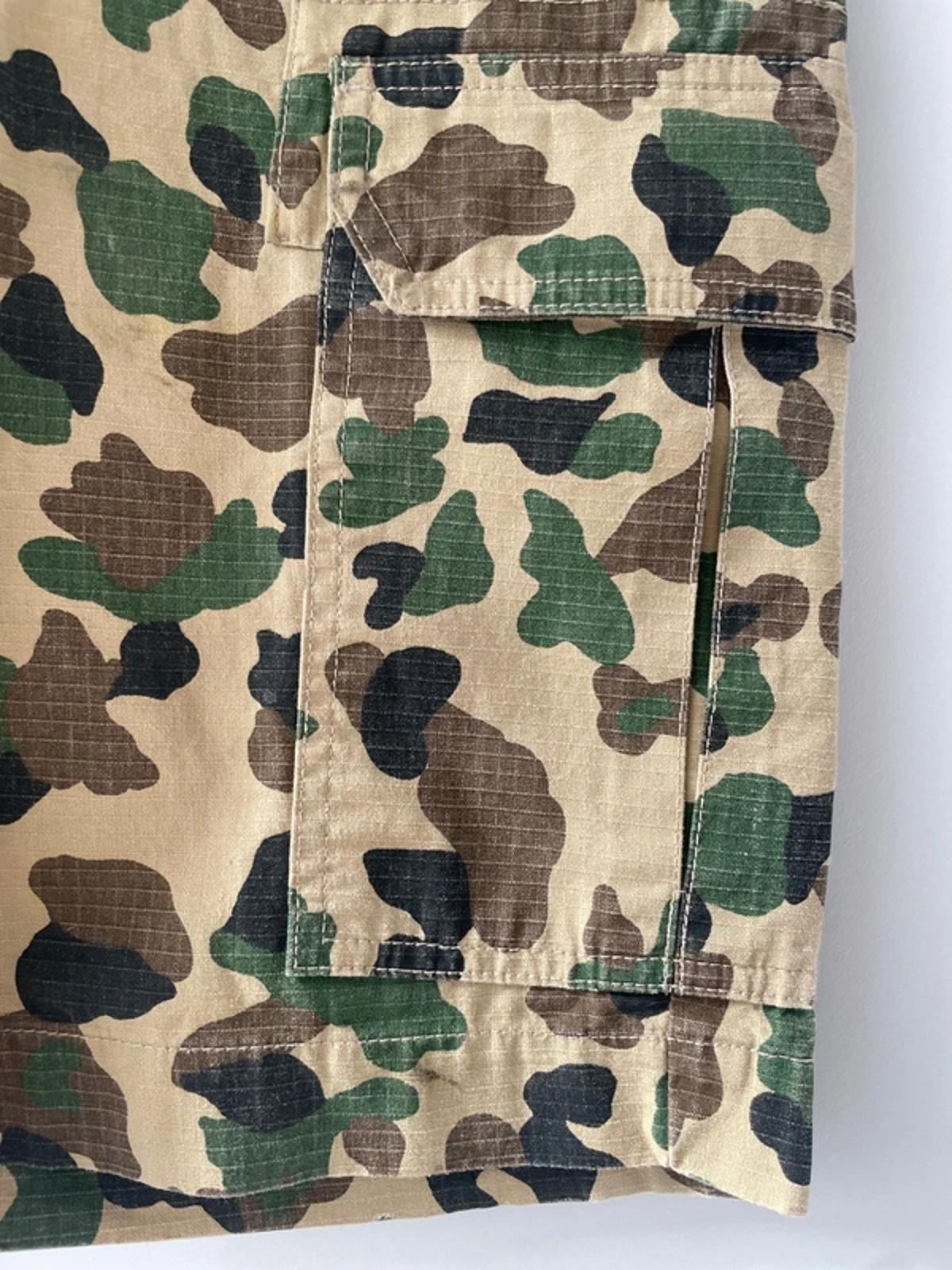 Men’s Dickies Camouflage Print Baggy Fit Cargo Shorts In Green - W30/L10 - 3122