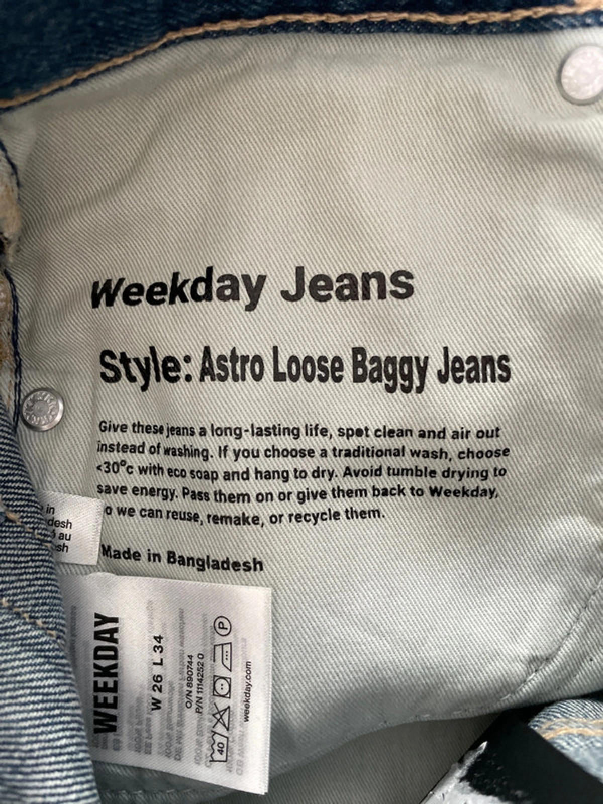 Women’s Weekday Astro Loose Baggy Fit Jeans in Blue - W26/L34 - 2485