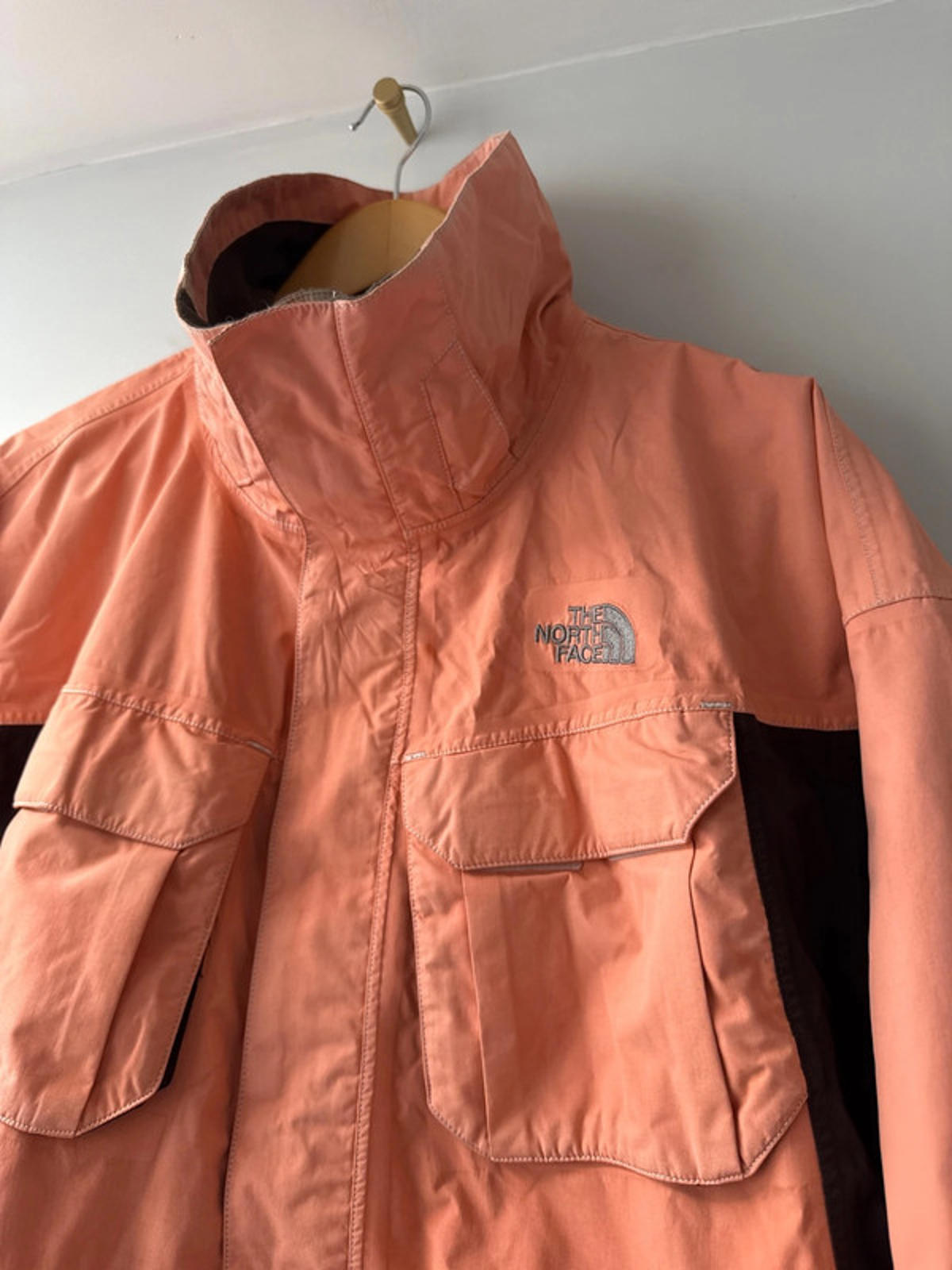 Men’s The North Face HyVent Waterproof Jacket Coat - Medium - 1008