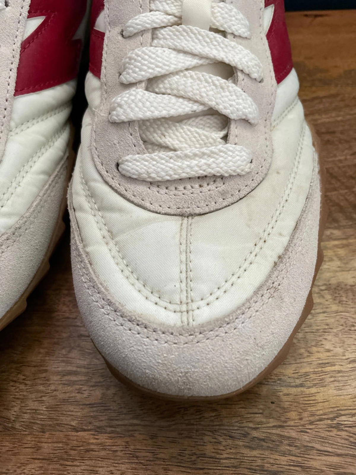Men’s New Balance RC30 Gum Sole Trainers - UK 8.5 - 1620