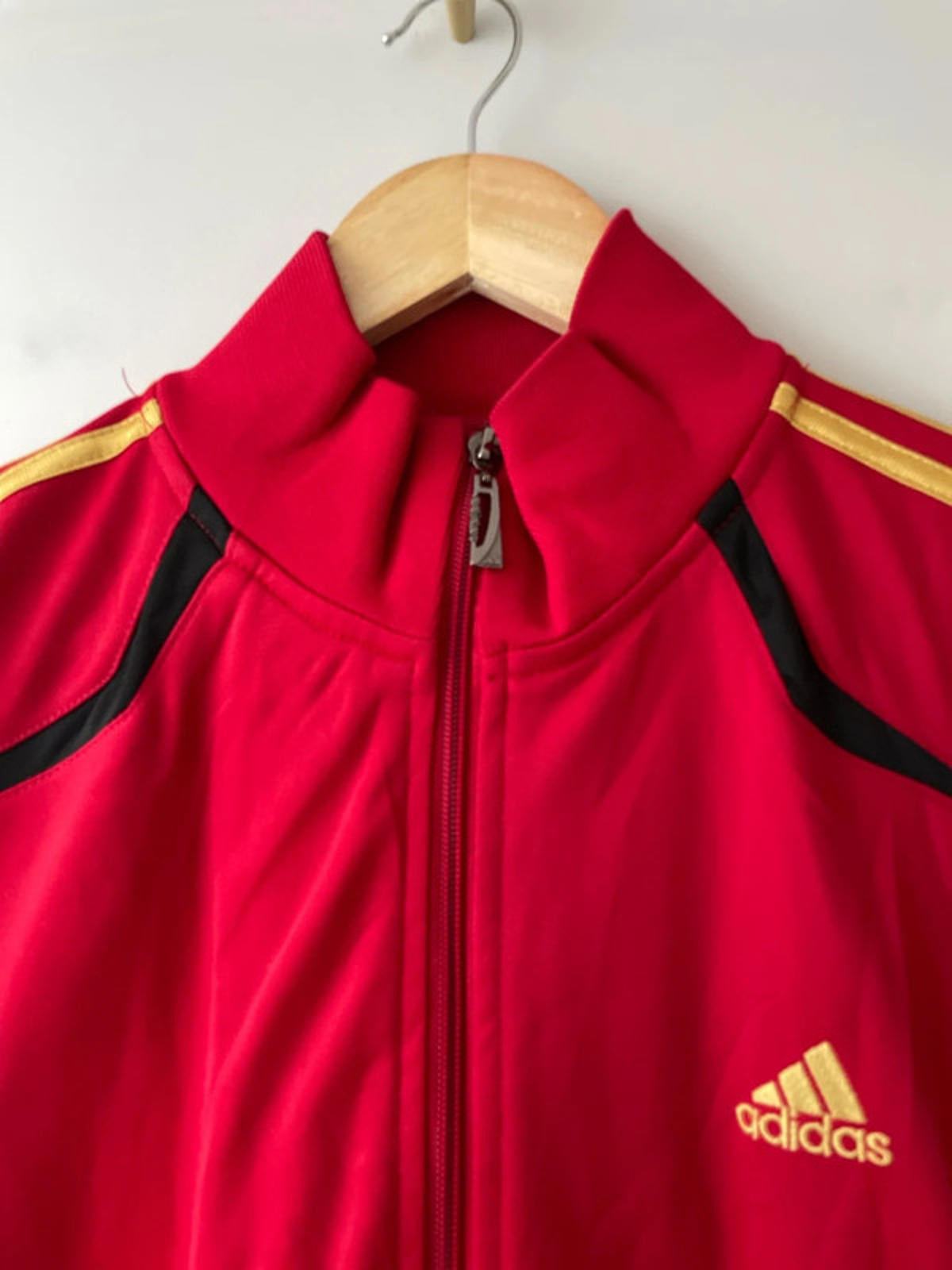 Men’s Adidas Spainish Football Track Jacket in Red/Gold Stripes - XLarge -2539