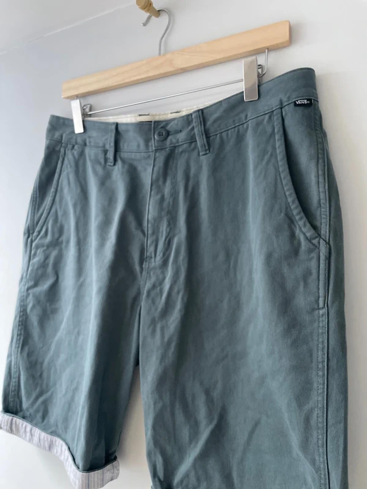 Men’s Van Classic Chino Shorts In Blue - W32/L9 - 2901