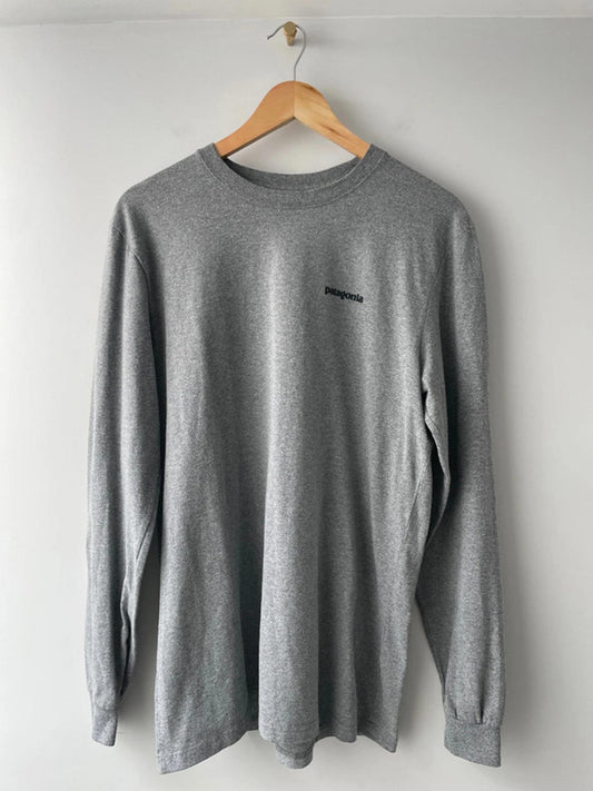 Men’s Patagonia Long Sleeve Crew Neck Printed T-shirt - Medium - 1538