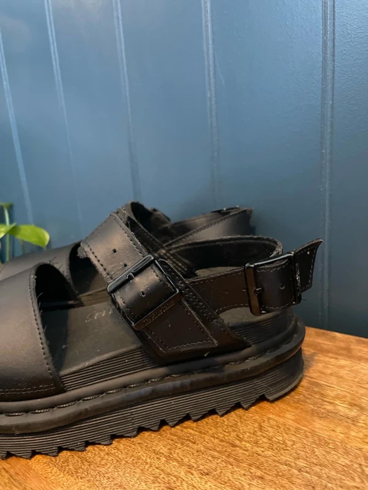 Women’s Dr Martens Voss Chunky Sole Sandals In Black - UK6 - 3050