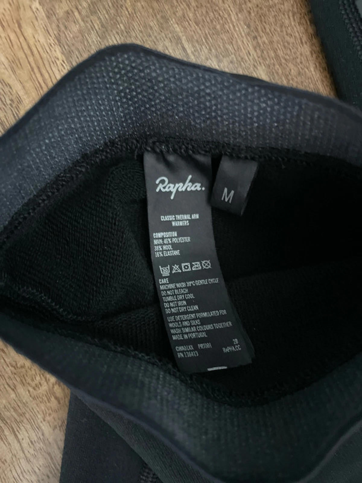 Mens Rapha Cycling Arm Warmers In Black - Medium - 2227