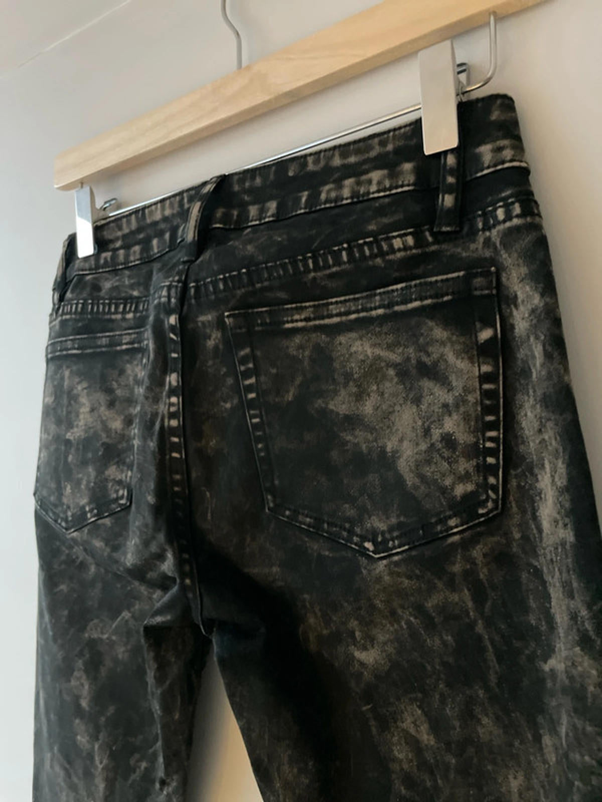 Women’s The Kooples Skinny Short-fit Jeans In Black Acid Wash - W26/L27 - 2503