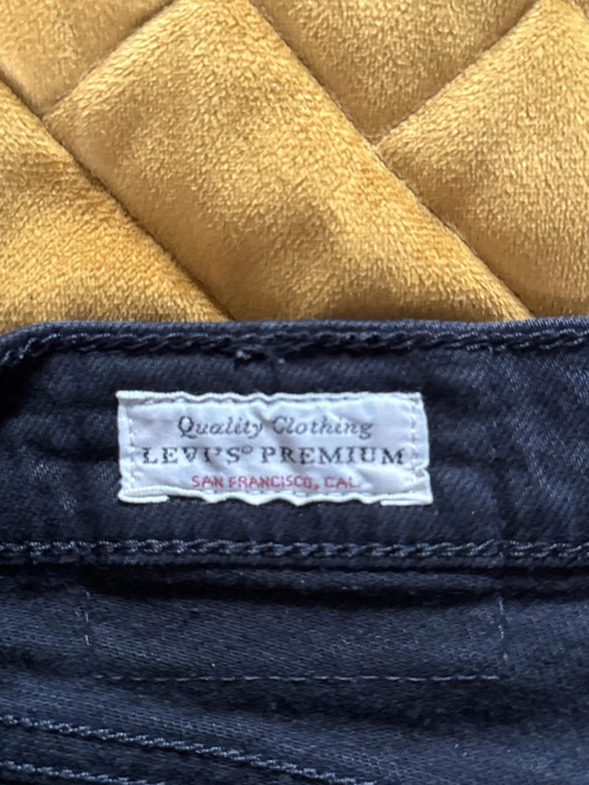 Women’s Levi’s Wedge Straight High Waisted Fit Jeans In Black - W25/L28 - 1957