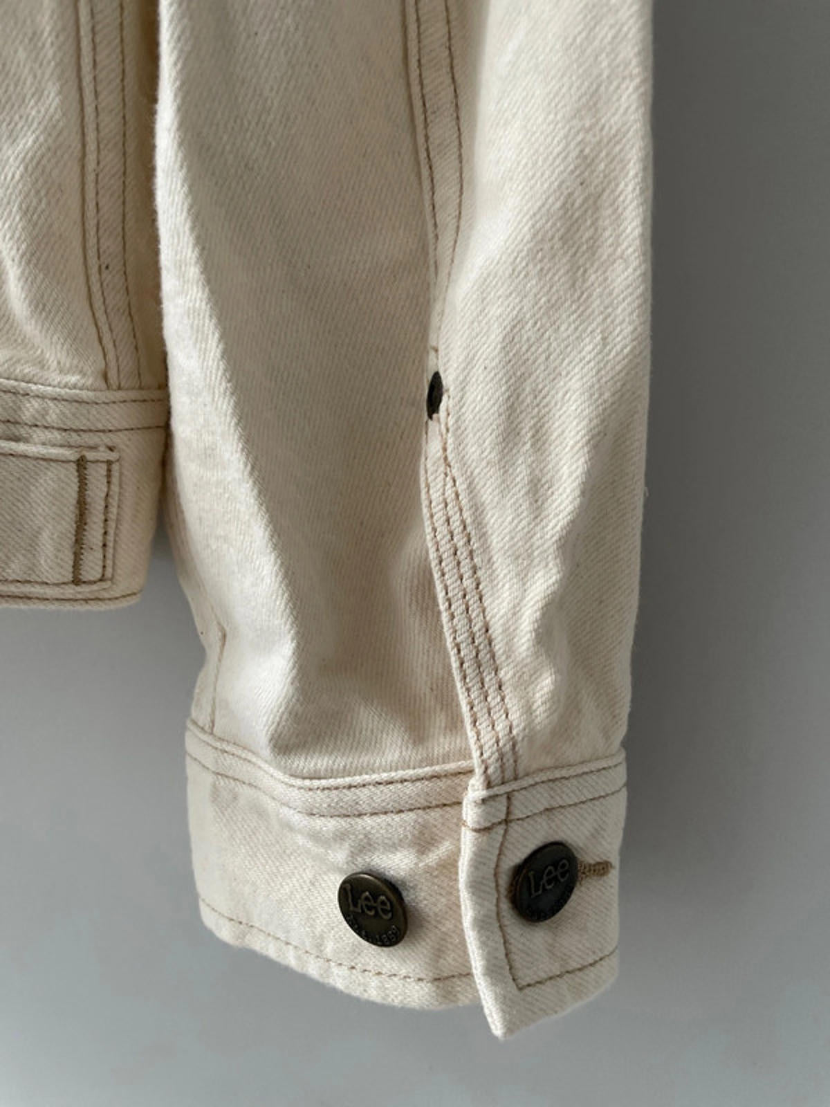 Men’s Lee Relaxed Rider Denim Jacket In Ecru - Medium - 2377