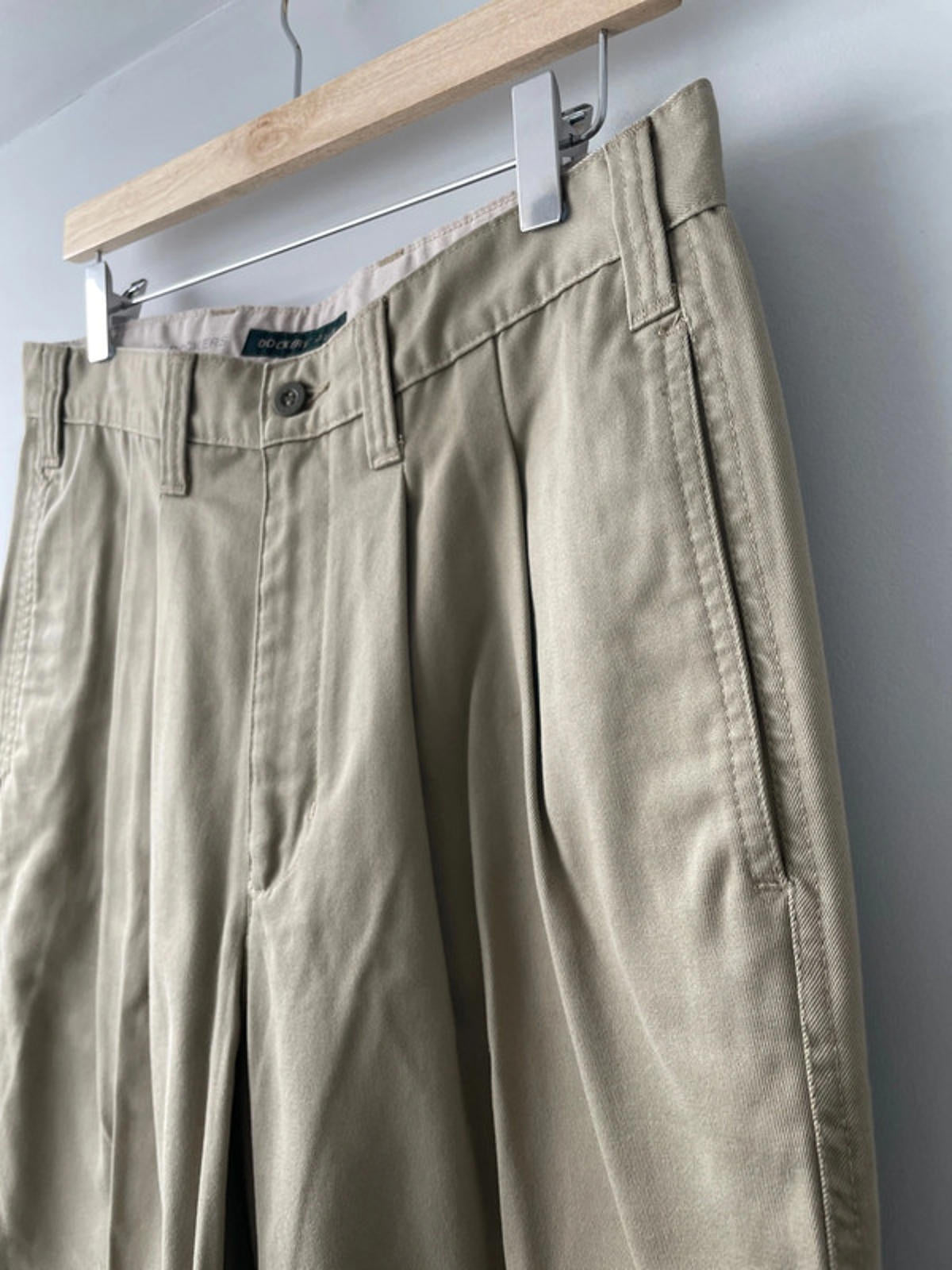 Men’s Dockers Khakis Premium Classic Chino Trousers - W34/L30 - 1707
