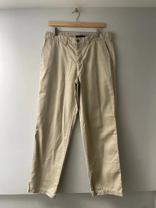 Men’s Dockers Classic Chino Trousers In Beige - W33/L32 - 2965