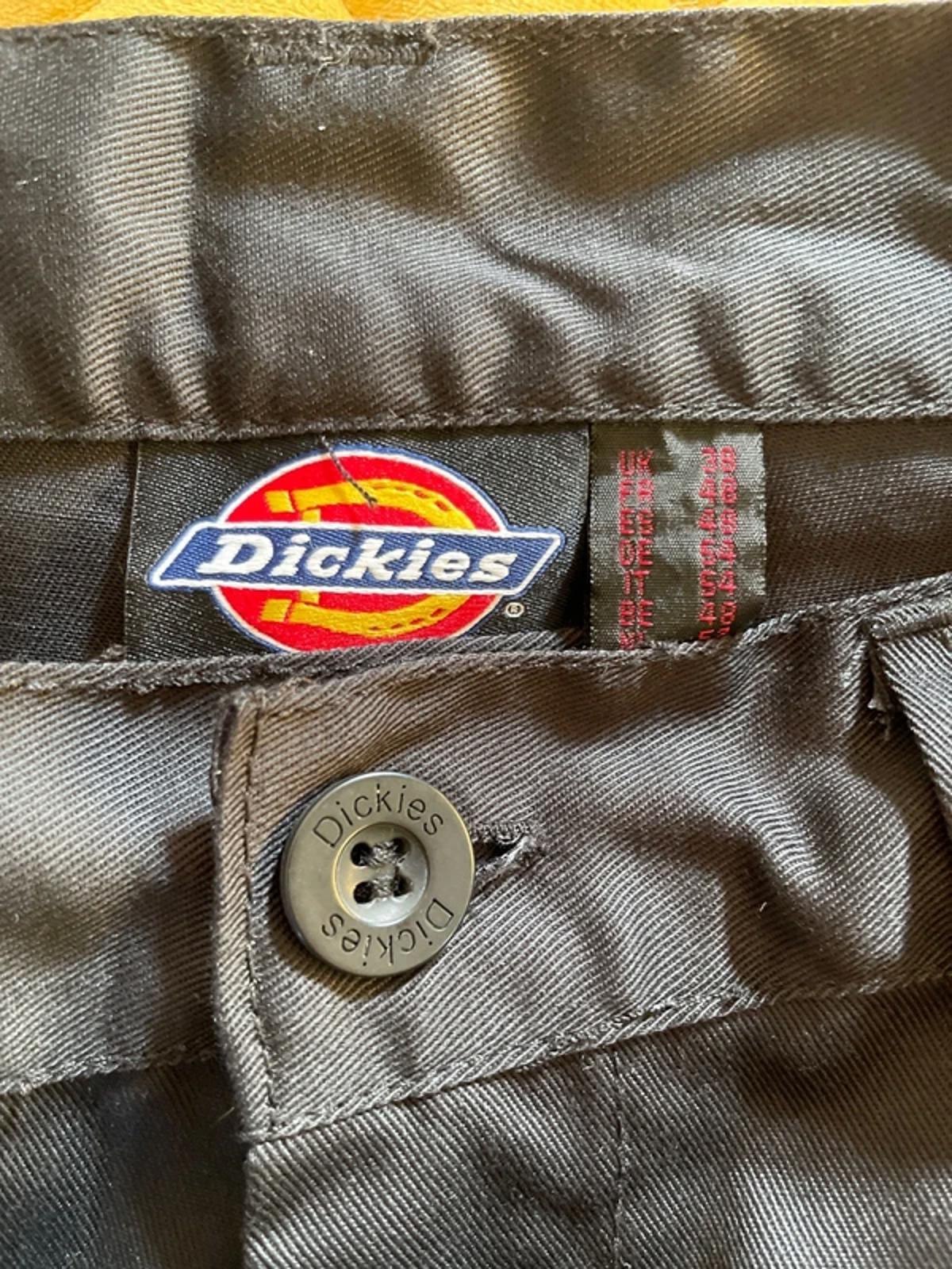 Men’s Dickies Cargo Chino Shorts in Black - W38/L10.5 - 3059