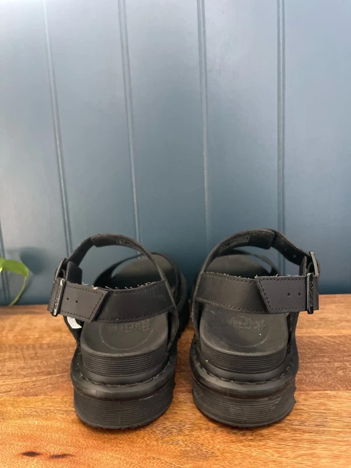 Women’s Dr Martens Voss Chunky Sole Sandals In Black - UK 7 - 3045