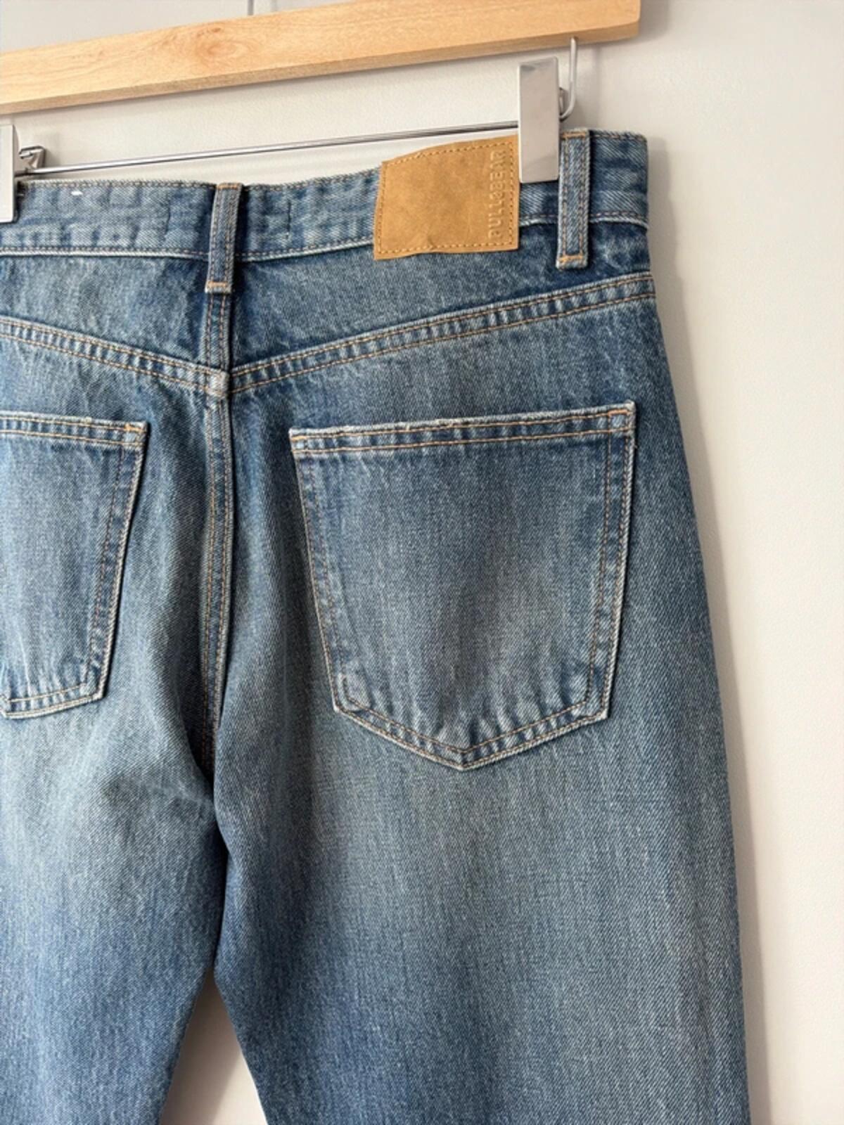 Women’s Pull & Bear high waist straight fit jeans in navy - uk8 - 3458