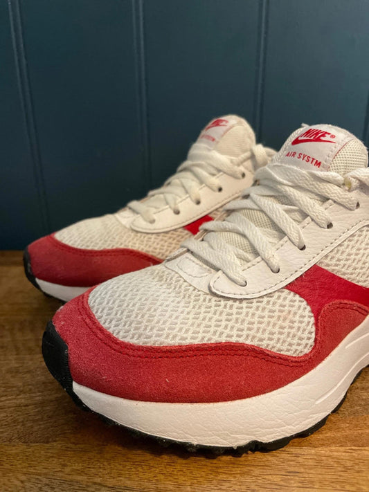 Women’s Nike Air Max SYSTM Trainers In White/University Red - UK 4.5 - 2606