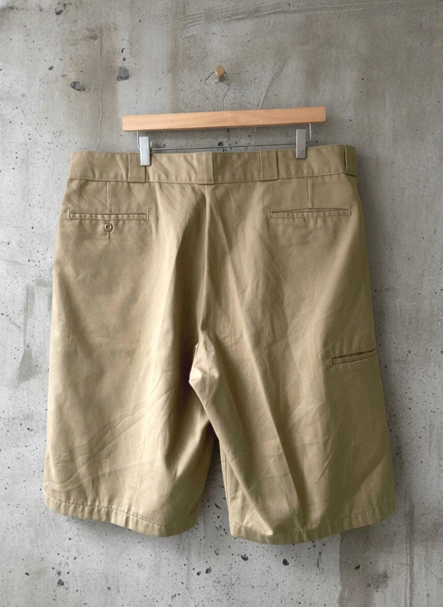 Men’s Dickies Relaxed Baggy Fit Chino Shorts - W42 - 1251