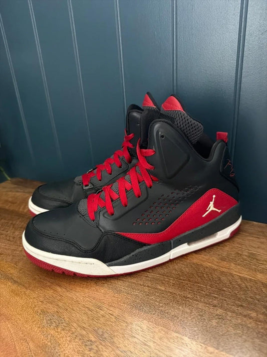 Men’s Nike Air Jordan SC-3 Basketball Trainers In Black/Red - Uk9 - 3293