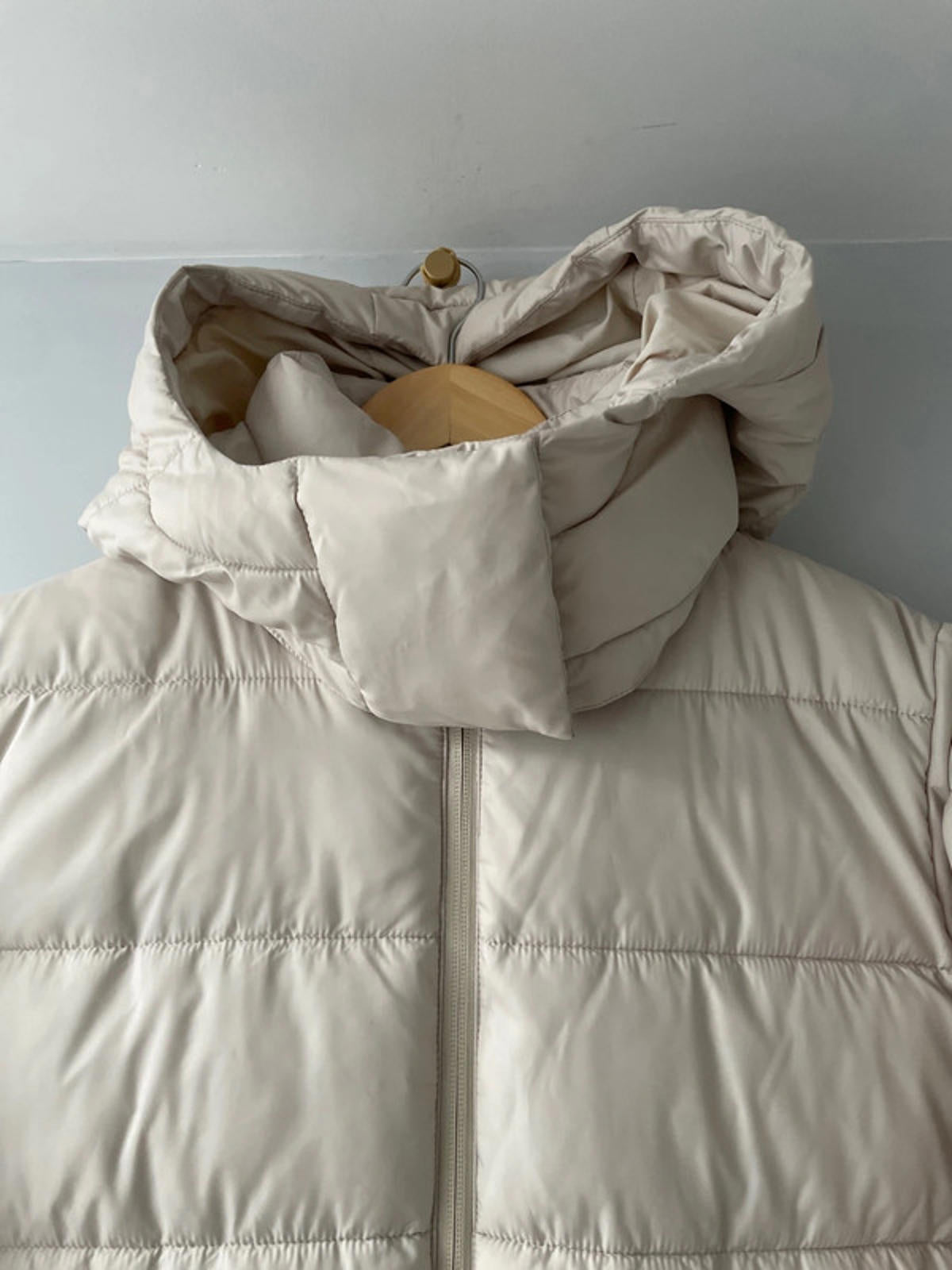 Women’s Barbour International Lisbon Padded Hooded Puffer Jacket In Cream - UK 8 - 2433