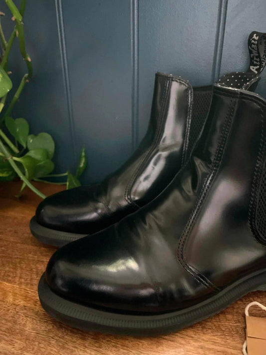 Women’s Dr Martens Flora Leather Chelsea Boots In Black - UK5 - 2172