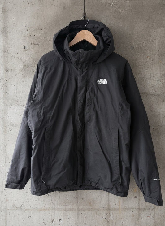 Men’s The North Face HyVent Waterproof Jacket with Hood In Black - Medium - 3664