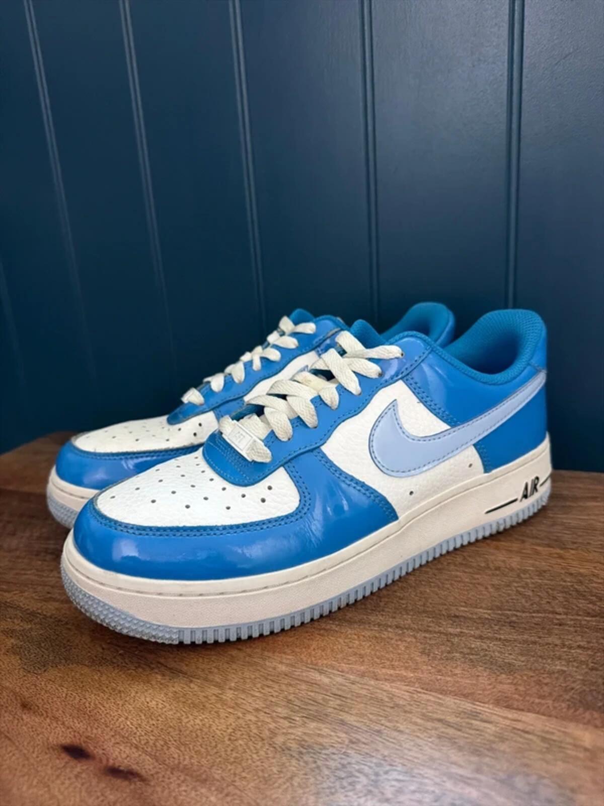 Women's Nike Air Force 1 chunky sole trainers in blue - uk5.5